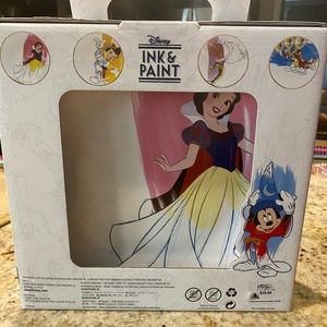 Disney Ink & Paint Plate Set